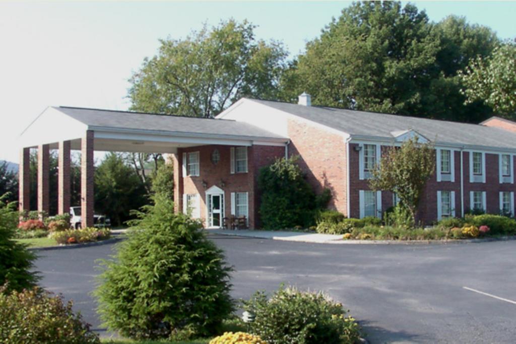 Americourt Hotel And Suites - Elizabethton Exterior photo
